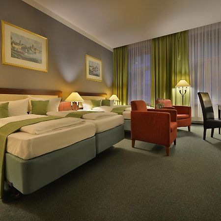 Prague Season Hotel Kültér fotó